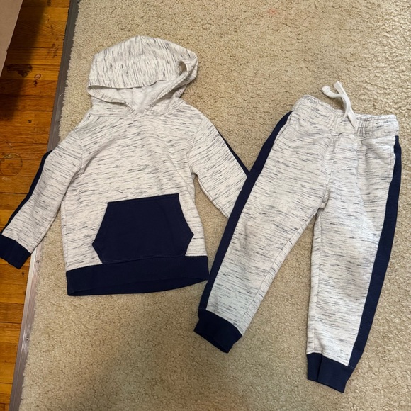 2/$35 3T sweater bundle in Gray, Blue, and Denim - Picture 2 of 10